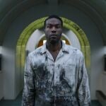 Yahya Abdul-Mateen II, protagoniza «Candyman» tras ser el Dr. Manhattan en la última «Watchmen» / Universal Pictures y MGM Pictures
