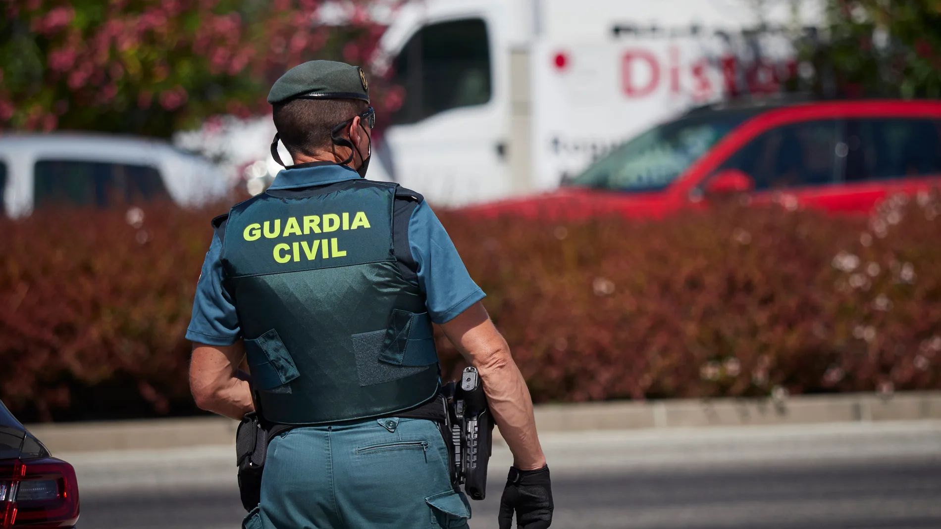 La Guardia Civil busca al tercer individuo que participó en la violación