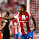 Correa celebra el gol ante el Elche