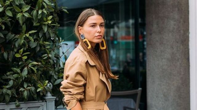 La gabardina es el básico en el que invertir cuando llega el otoño