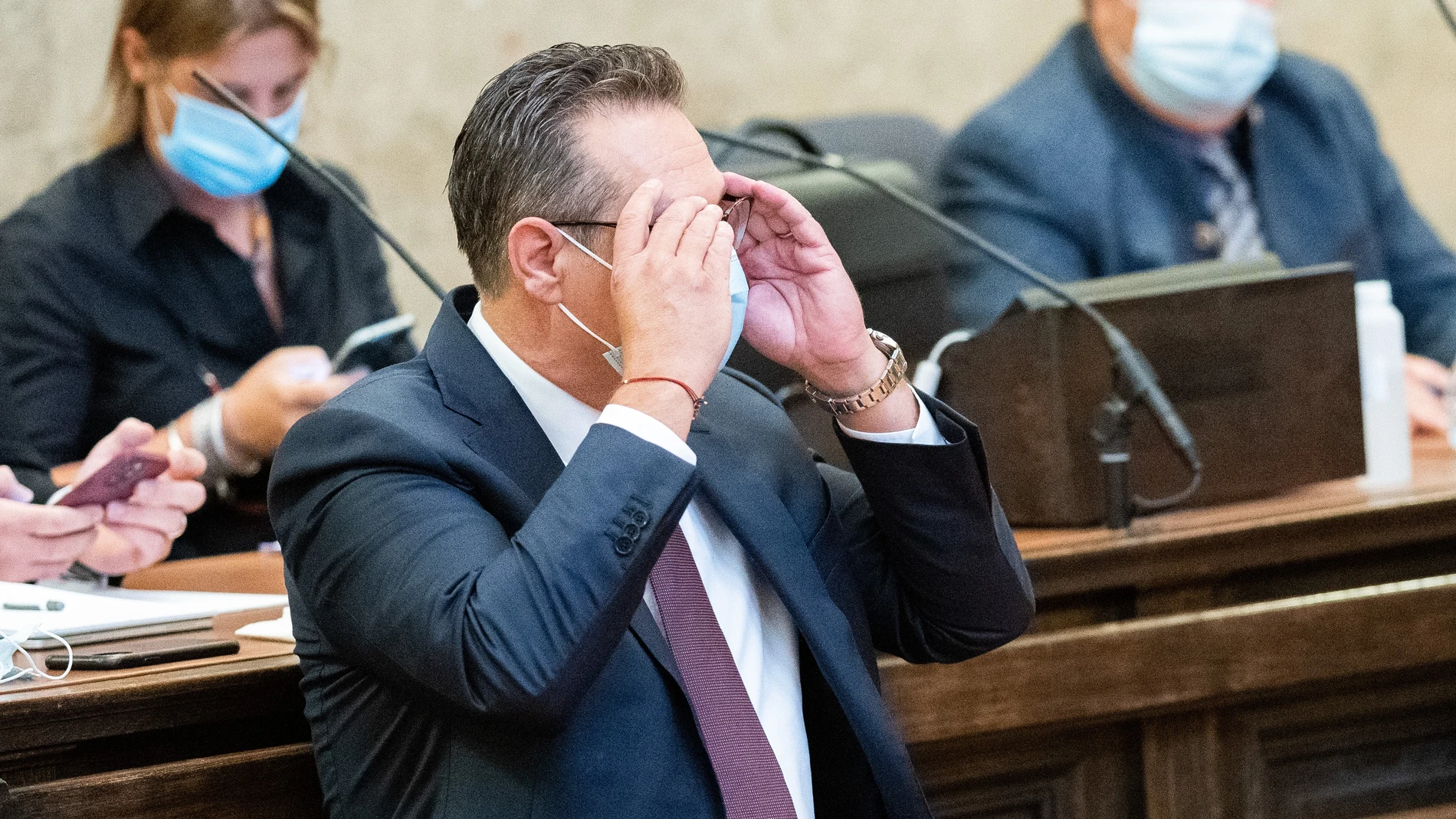 El ex líder de la extrema derecha austriaca, Hans Christian Strache, hoy en el tribunal de Viena