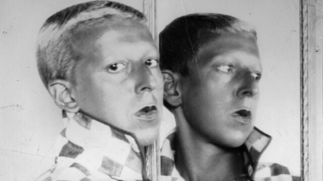 Uno de los autorretratos de Claude Cahun