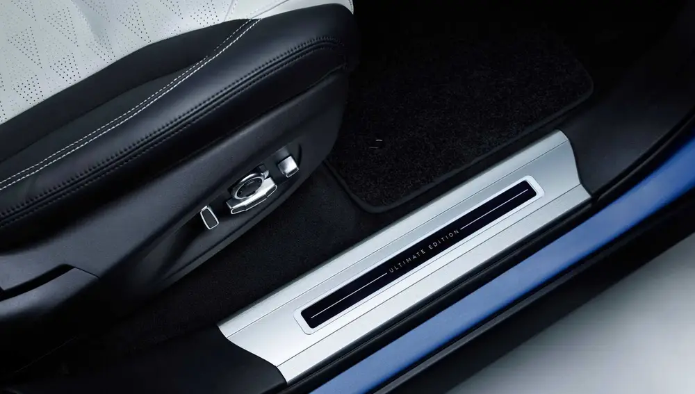 Range Rover Sport SVR Ultimate Edition