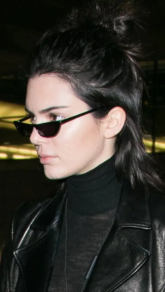 Kendall Jenner con gafas Matrix.