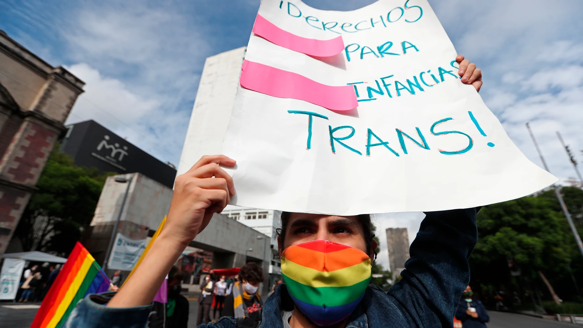 Una manifestación a favor de los derechos trans