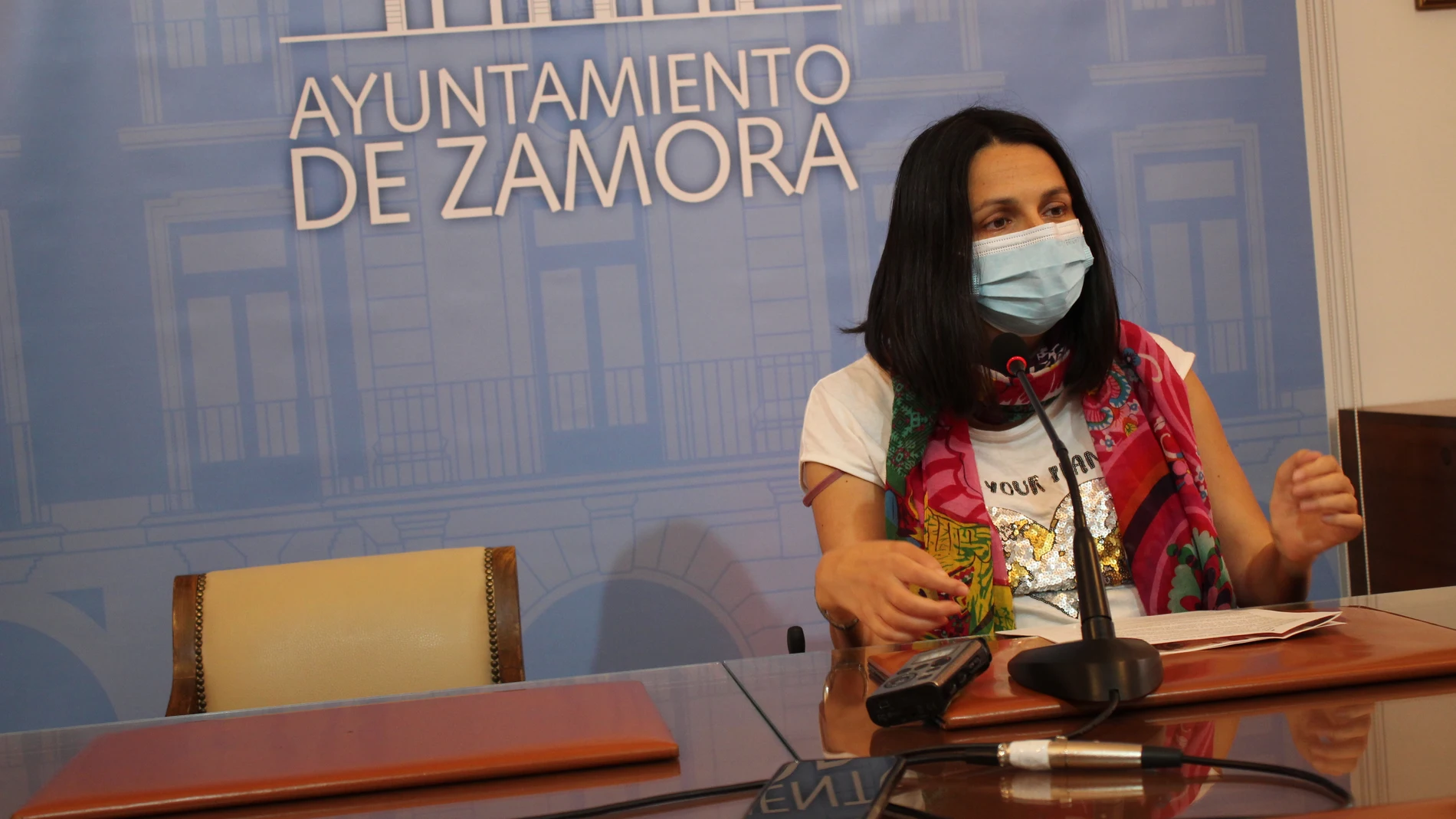 La concejal de Cultura, María Eugenia Cabezas, presenta el primer mercado romano