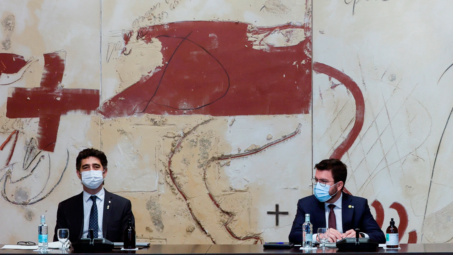 El president Aragonès y el vicepresidente Puigneró en la última reunión del Govern