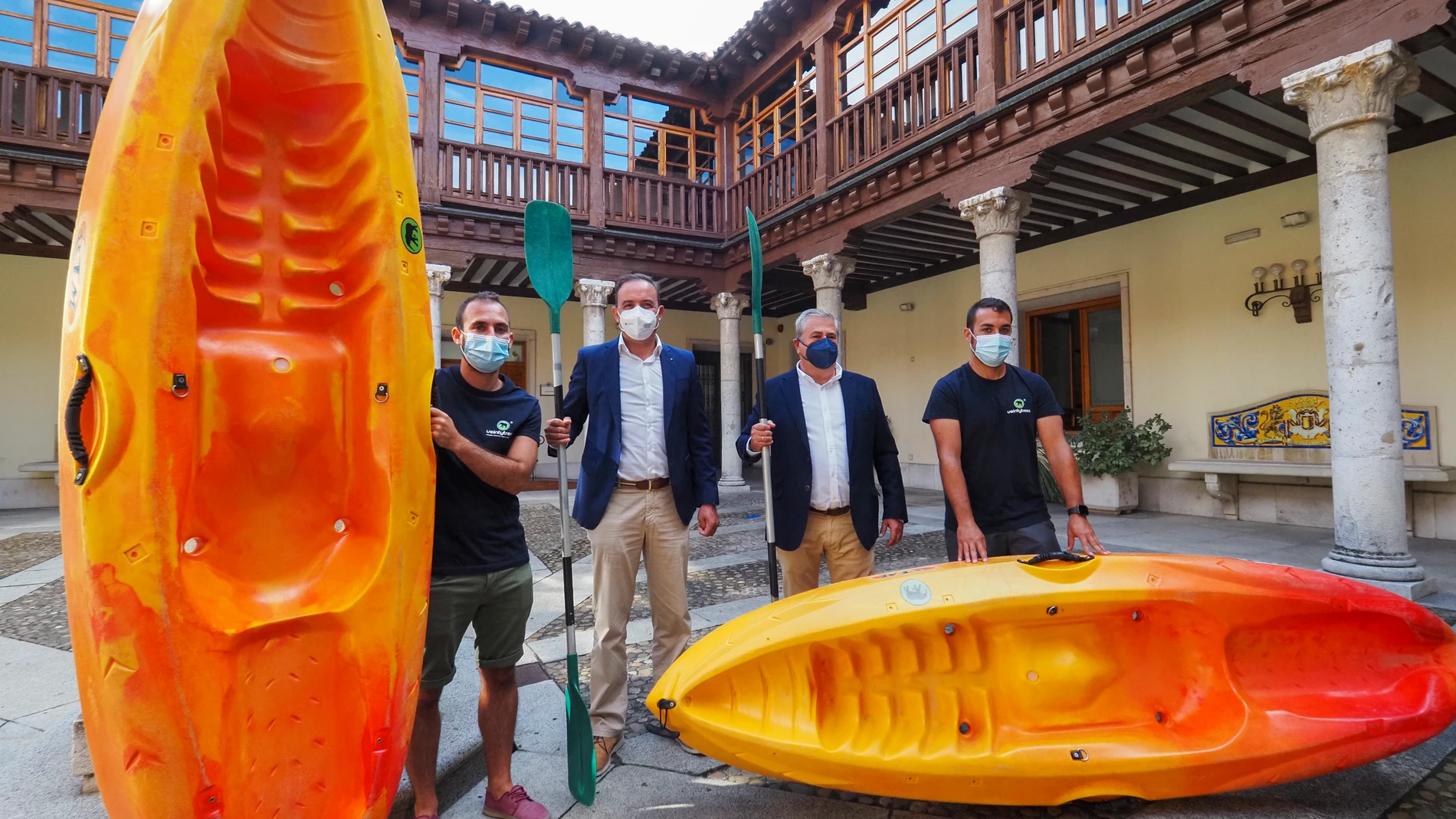 La Diputación presenta la Ruta en Piragua por los Cortados del Pisuerga en San Martín de Valvení