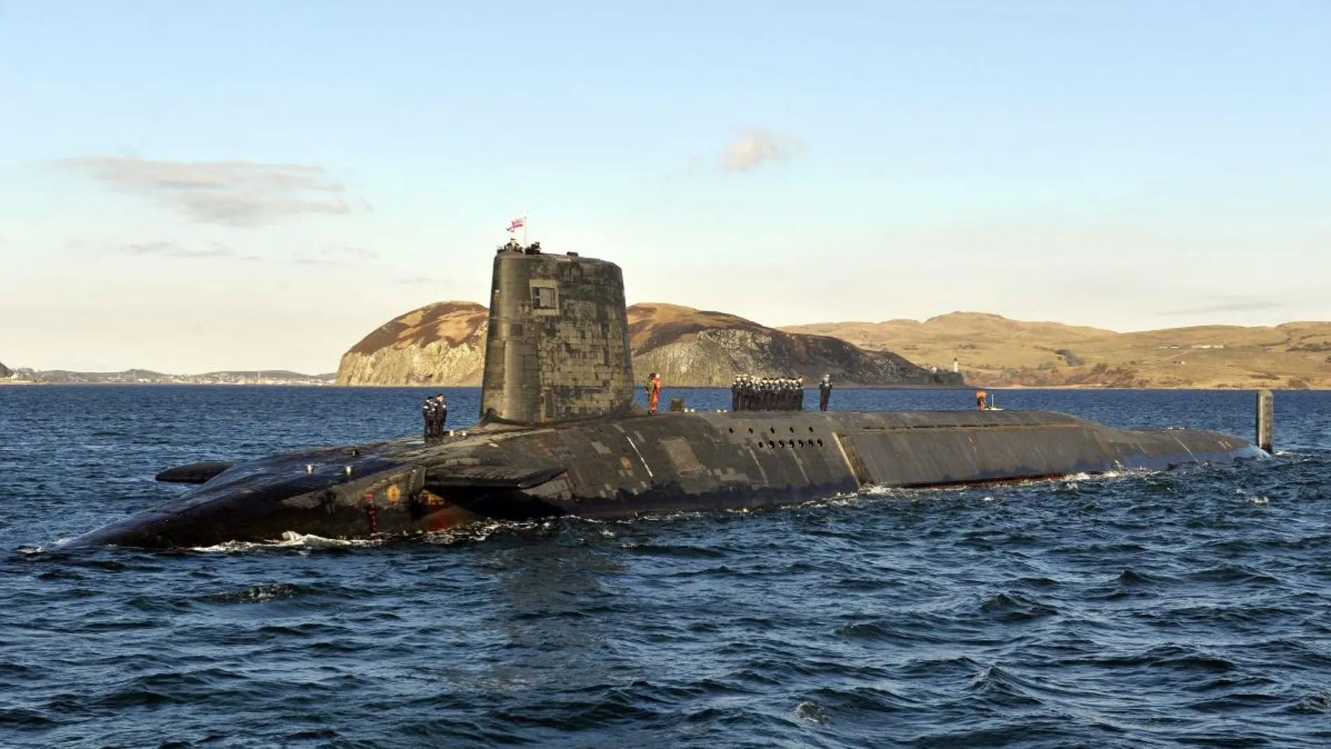 Un submarino nuclear británico en la base militar de Clyde (Escocia)