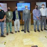 El presidente de la Diputación de Salamanca, Javier Iglesias, junto a los responsables de las organizaciones agrarias nacionales