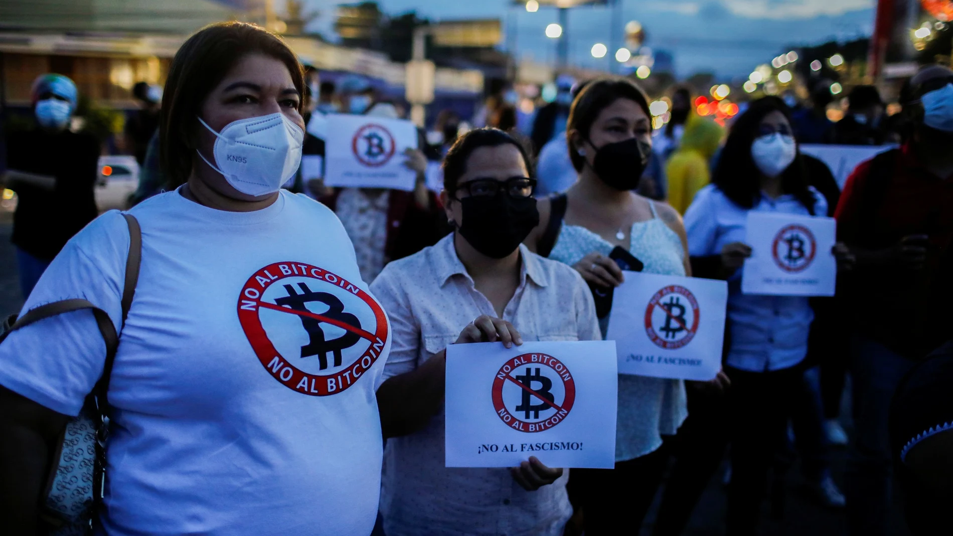 Protestas contra las criptomonedas en El Salvador. REUTERS/Jose Cabezas