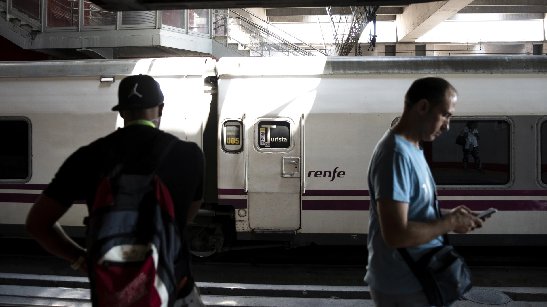 Tren de Renfe en la estación madrileña de Atocha