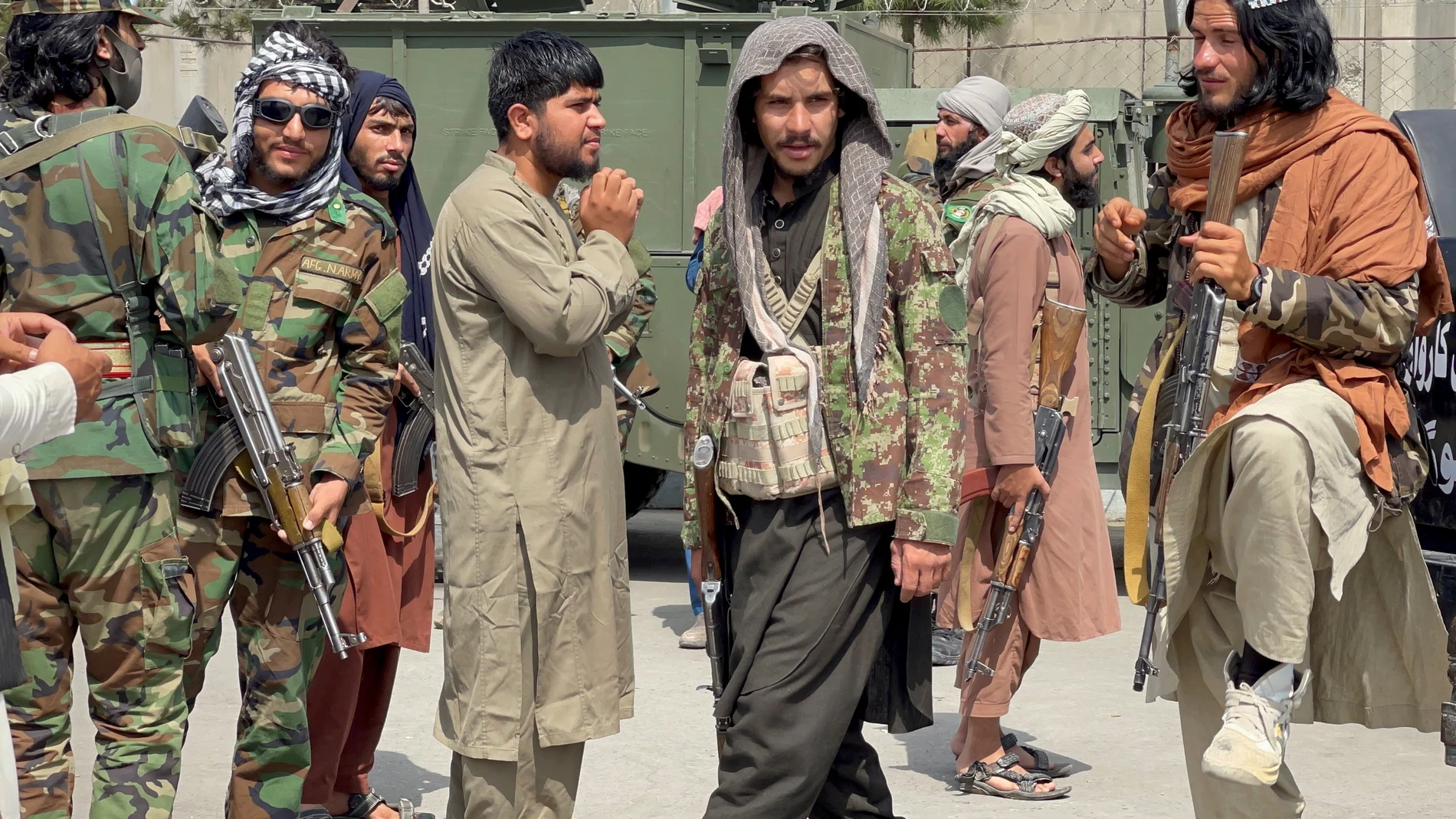 Imagen de las fuerzas talibanes en el aeropuerto de Kabul