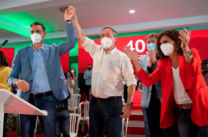 El PSOE se pone el traje de campaña en Andalucía: «Prepara las maletas, Moreno»