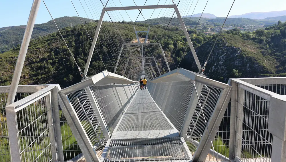 Así es el puente Arouca 516 en Portugal
