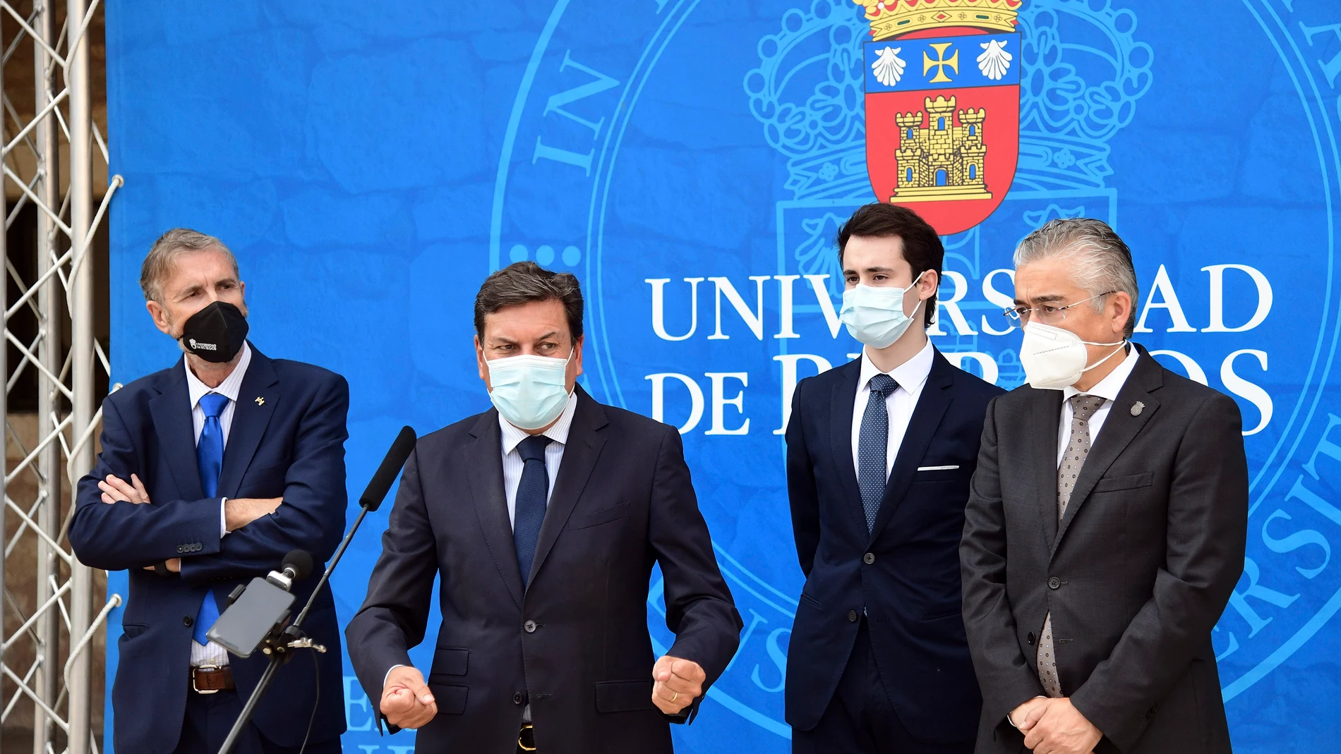 Acto de inauguración del I Congreso Iberoamericano de Estudiantes de Economía y Empresa, primer evento presencial de la Red Española y Latinoamericana de Estudiantes de Economía y Empresa (RELAEE), al que asisten, entre otros, el consejero de Economía y Hacienda de la Junta de Castilla y León, Carlos Javier Fernández Carriedo; el rector de la Universidad de Burgos, Manuel Pérez Mateos; el presidente del Instituto Superior de Investigación Empresarial, Álvaro Galán; y el coordinador general de RELAEE, Rubén Monar