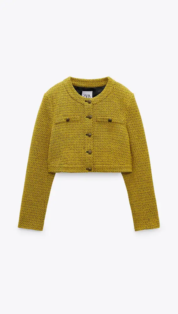 Chaqueta con cuello redondo.