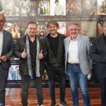 El presidente de la Diputación de Segovia, Miguel Angel de Vicente, presenta la temporada del Teatro Juan Bravo, junto al diputado de Cultura y Juventud, José María Bravo, del director del auditorio, Marco Antonio Costa, y del actor Fernando Cayo