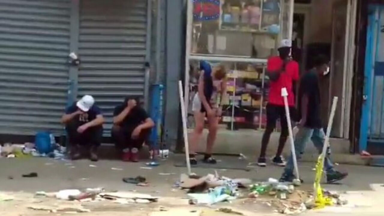 Así es Kensington, el barrio “zombie” de Filadelfia donde la droga y la