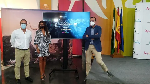 La delegada territorial de Turismo en Málaga, Nuria Rodríguez, presenta el Festival Cosquín Rock