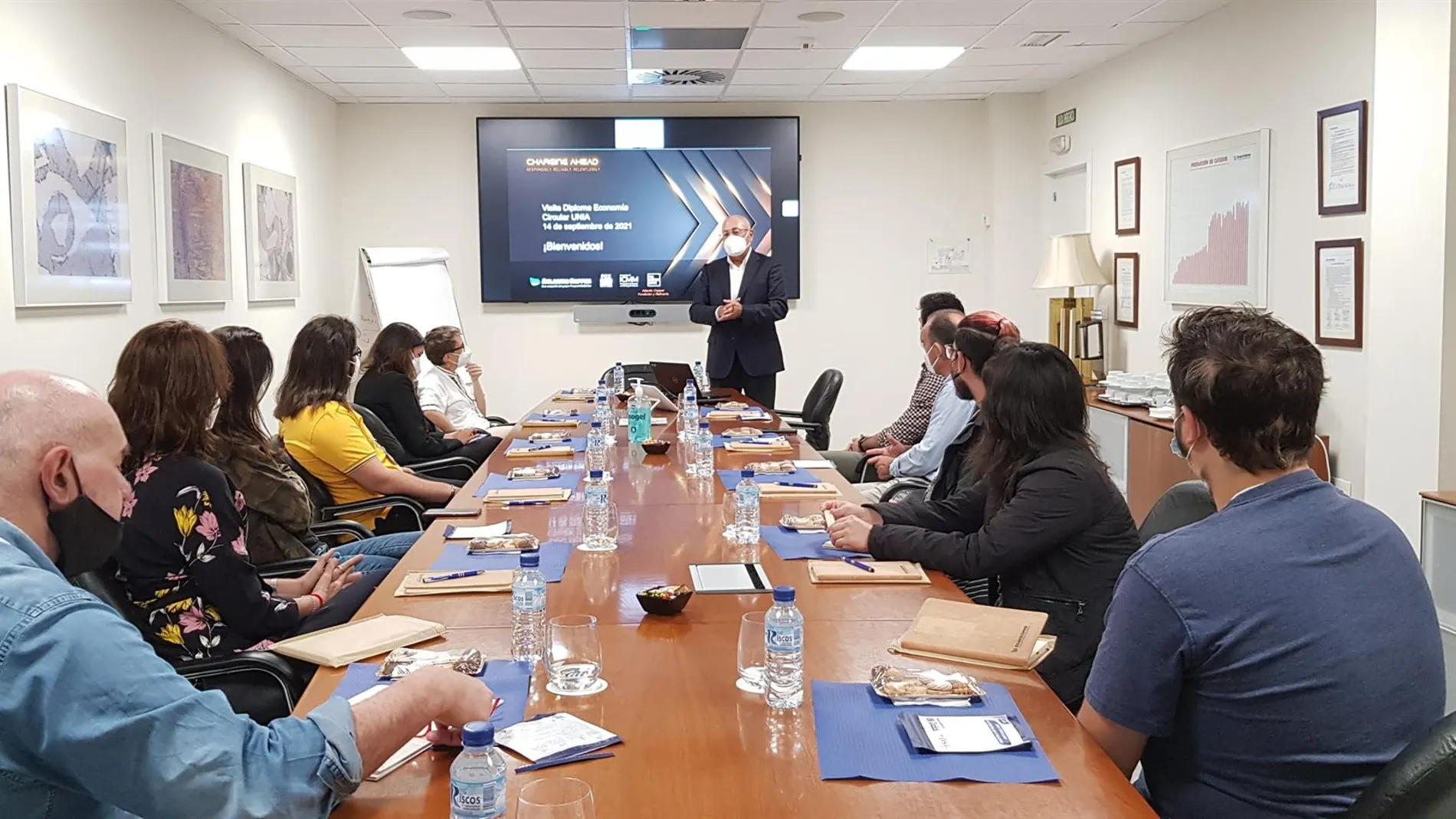 Visita de los alumnos de la UNIA a las instalaciones de Atlantic Copper en Huelva