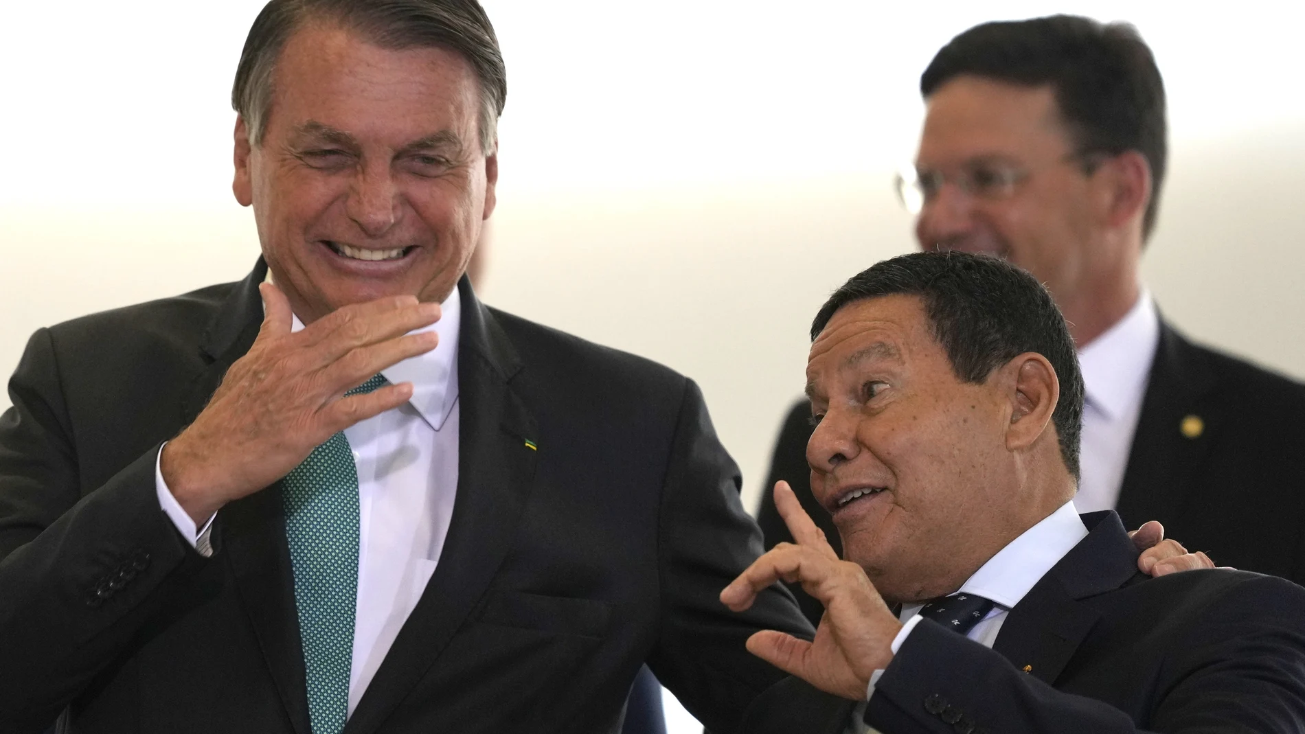 Bolsonaro se ha quedado prácticamente solo a nivel internacional en lo que se refiere a contradecir las recomendaciones de la Organización Mundial de la Salud tras la derrota de Trump