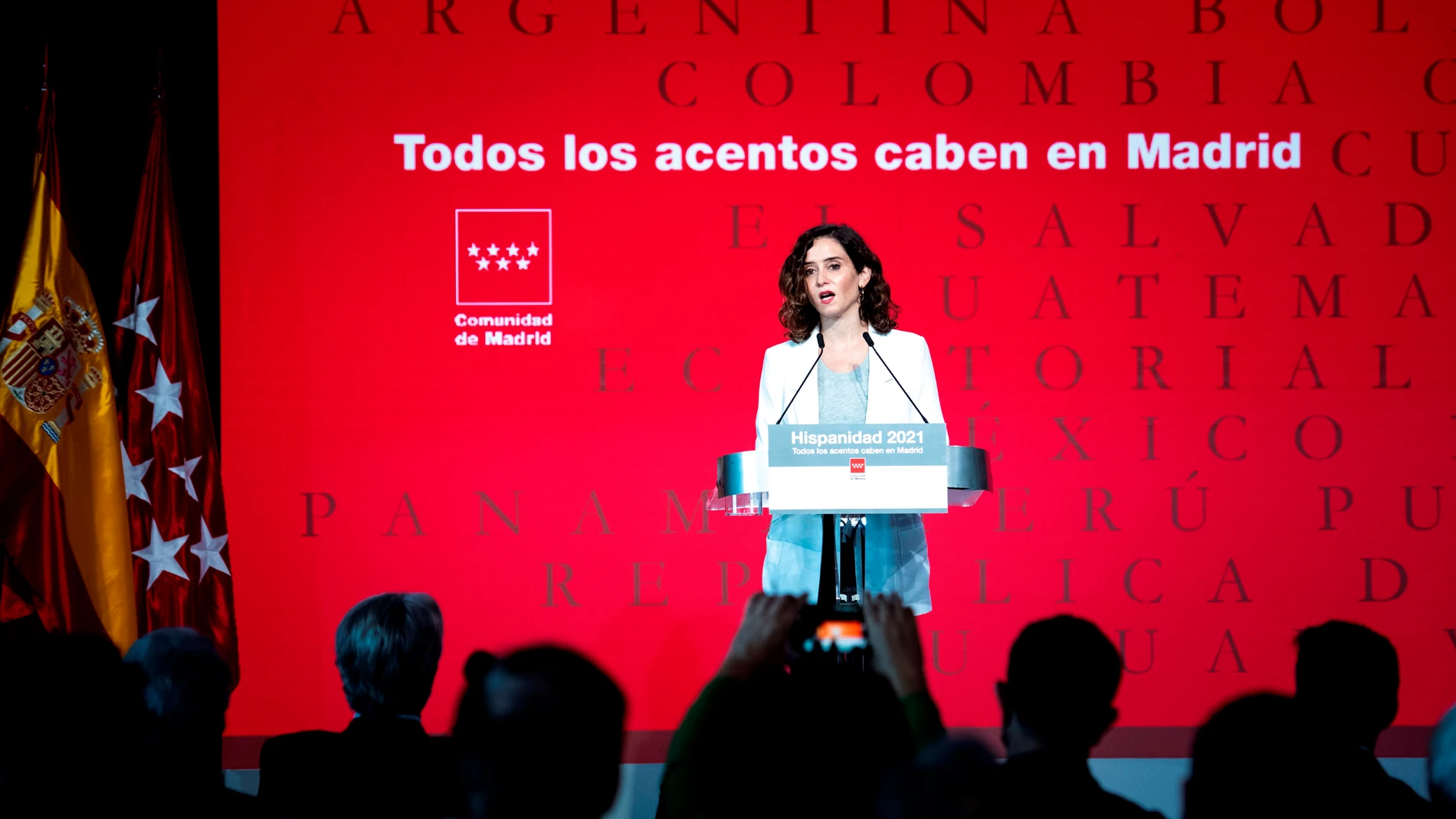 La presidenta de la Comunidad de Madrid, Isabel Díaz Ayuso, presenta la Oficina del Español y del próximo festival Hispanidad 2021, en un acto celebrado este viernes en el Círculo de Bellas Artes de Madrid