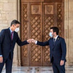 EL PRESIDENTE SANCHEZ Y ARAGONES SE REUNEN EN EL PALAU DE LA GENERALITAT PARA ABRIR LA MESA DE DIALOGO