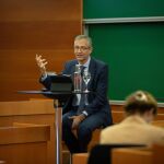 El gobernador del Banco de España, hoy en el acto de IESE en Barcelona