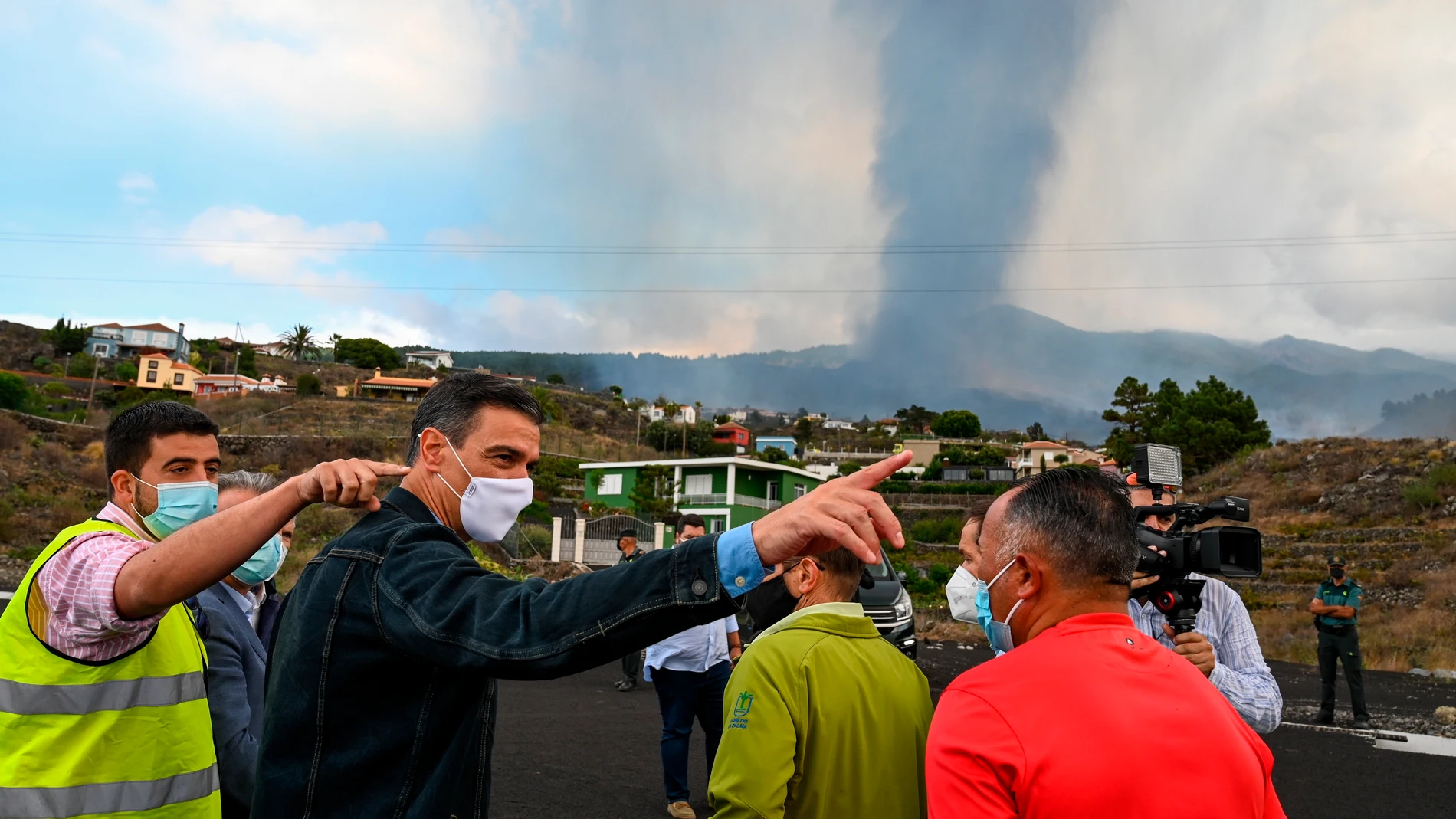 El presidente del Gobierno, Pedro Sánchez, ayer, en La Palma