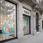 Philip Morris abre su primera 'Iqos Boutique' en Barcelona en la Rambla de Catalunya.