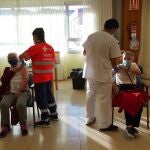 Inicio de la administración de las terceras dosis de la vacuna contra el COVID-19 en la residencia de la Beneficencia de Valladolid