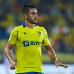 Víctor Chust con el Cádiz.