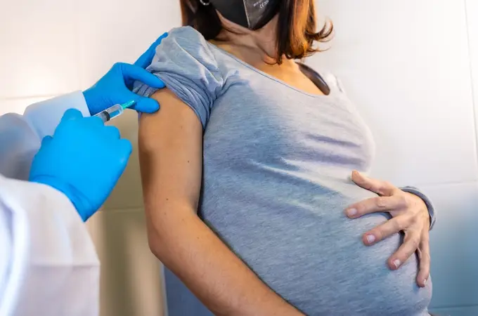 ¿Qué vacunas hay que ponerse en el embarazo y por qué son necesarias?