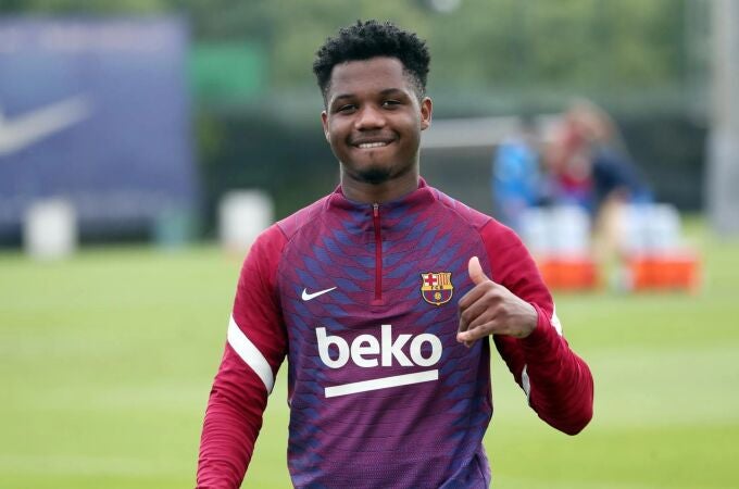 El jugador del FC Barcelona Ansu Fati en su primer entrenamiento, el 24 de agosto, tras la lesión sufrida en noviembre de 2020