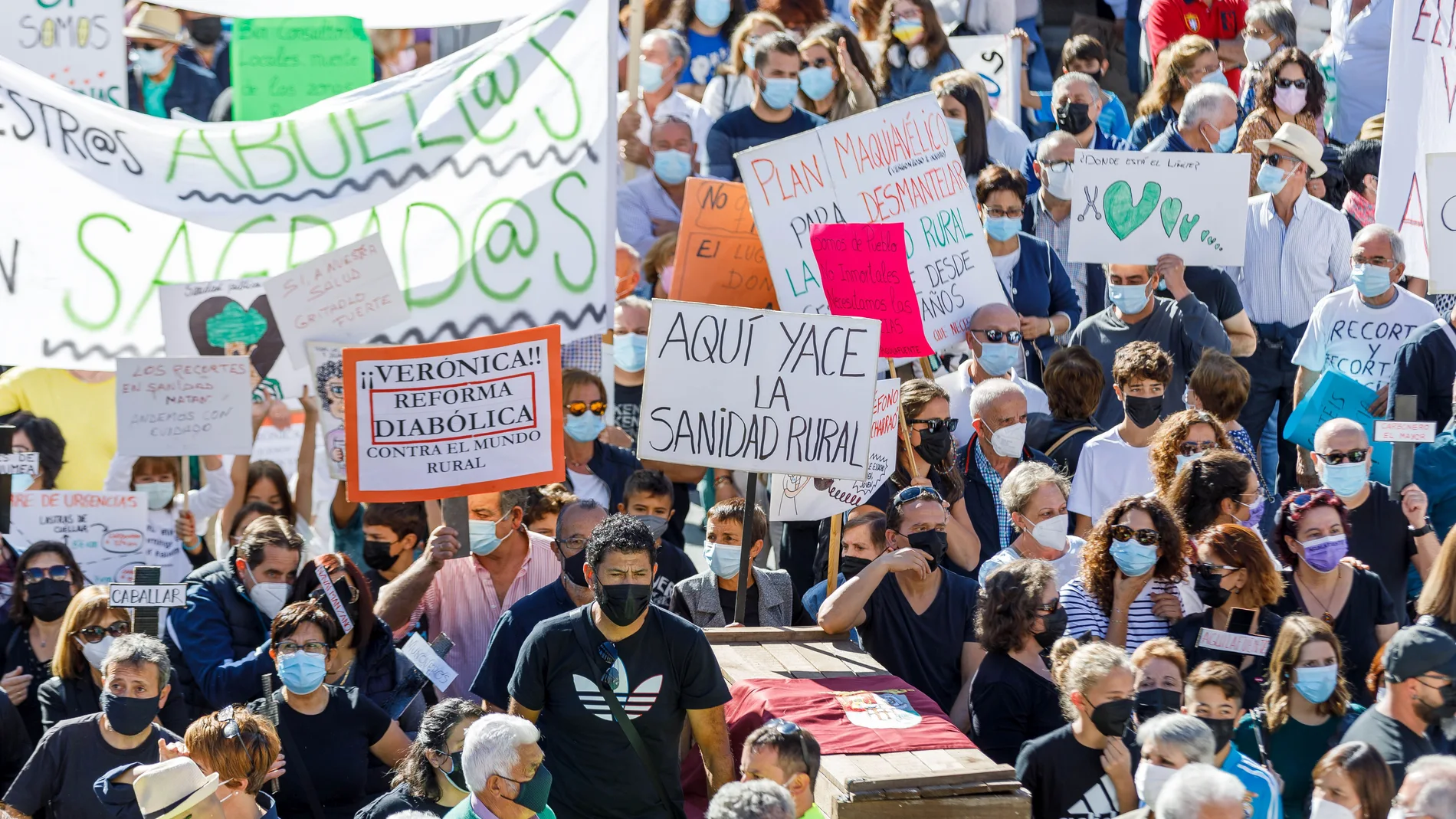 Protesta por una Sanidad rural digna y de calidad en Segovia