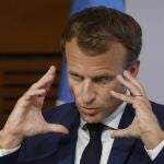 El presidente de Francia, Emmanuel Macron, da un discuro en la Academia de la OMS en Lyon
