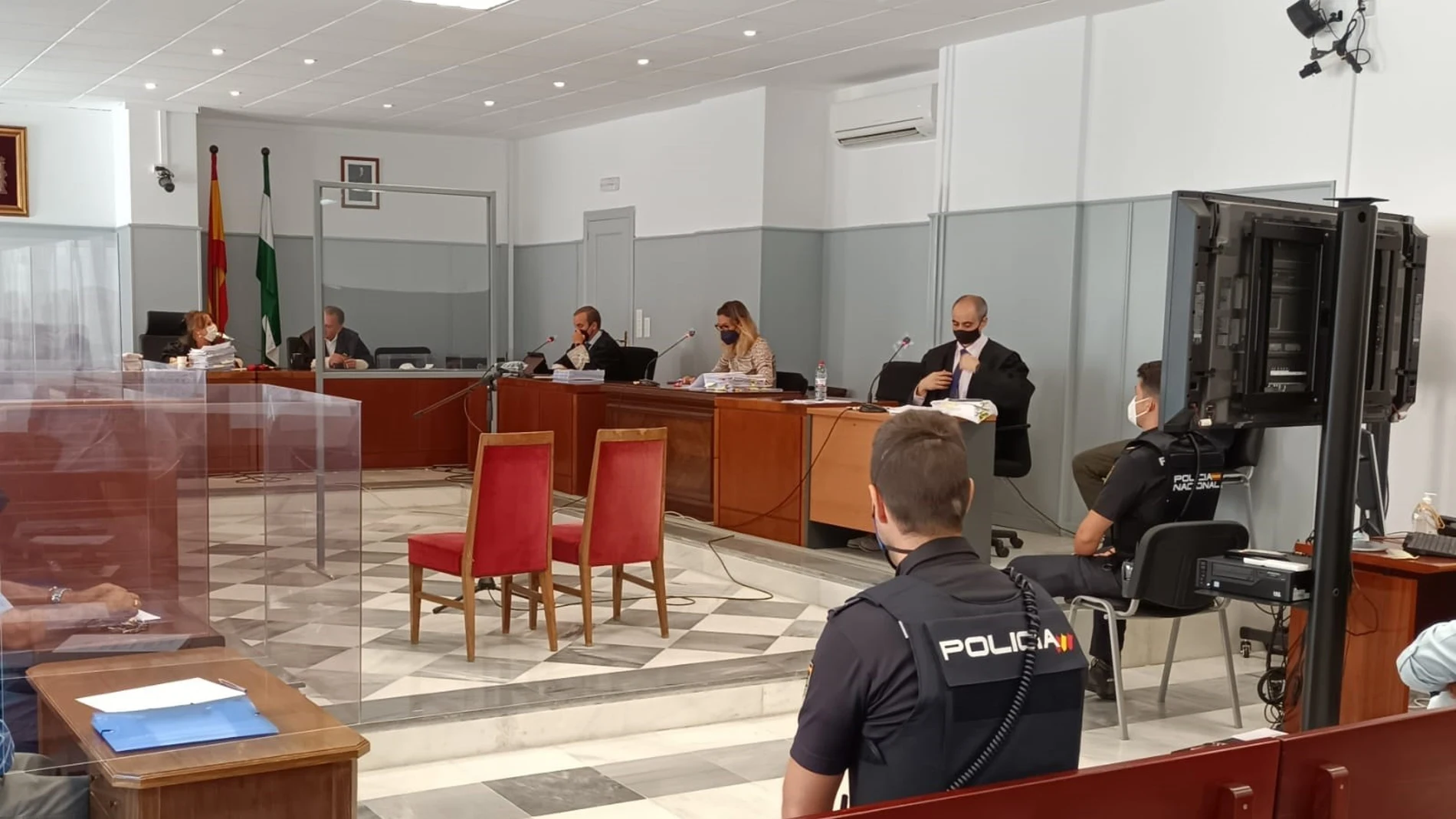 Imagen de una sala de juicios.