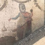 El dios de la mitología griega Príapo fue inmortalizado pesándose sus atributos
