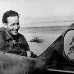 García Morato y el lema de su escuadrilla en el timón de cola de su avión: «Vista, Suerte y al Toro»