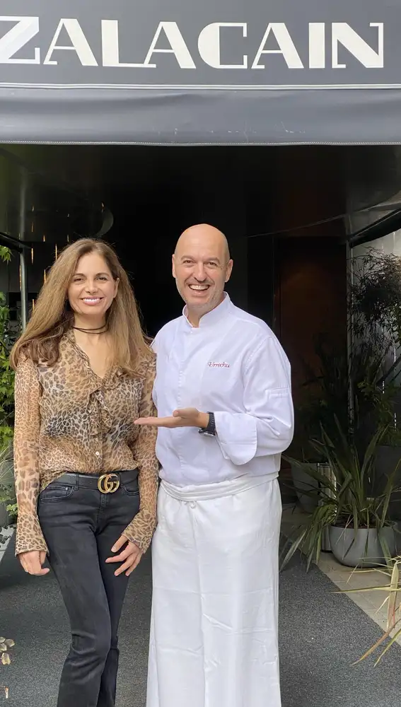 Con el chef ejecutivo Íñigo Urrechu