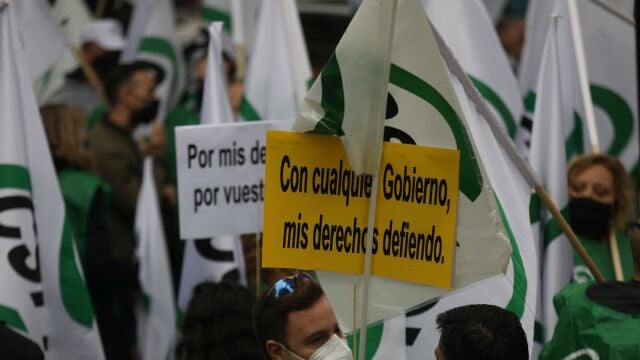 Manifestación de funcionarios convocada por Csif