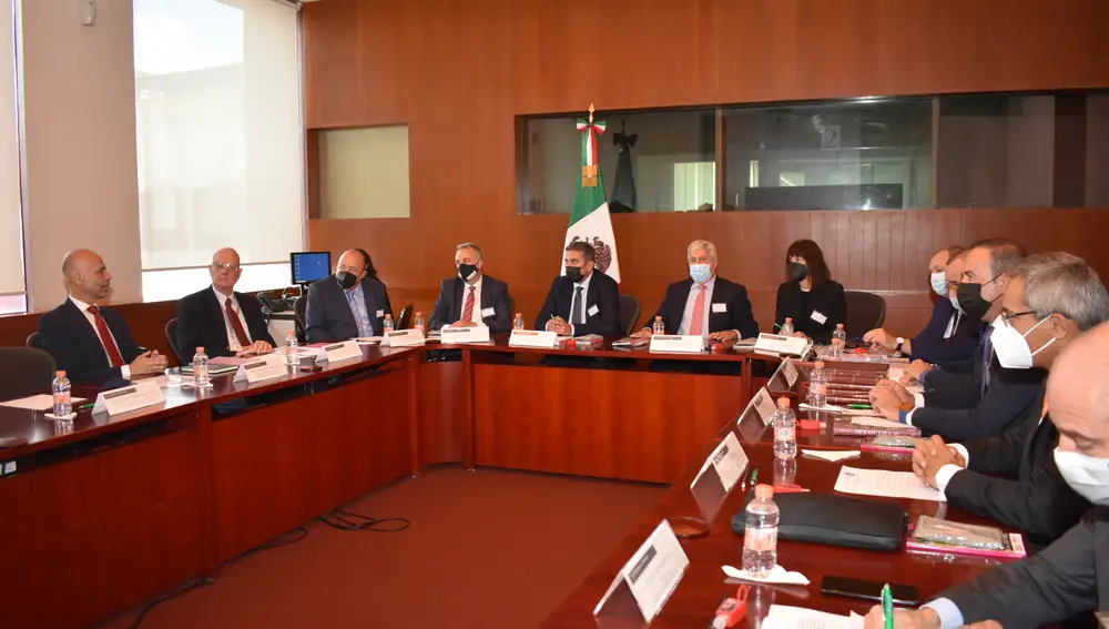 Encuentro de la delegación de Valladolid en el Ministerio de Asuntos Exteriores de México
