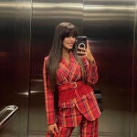 Violeta Mangriñán con traje de Uterqüe.