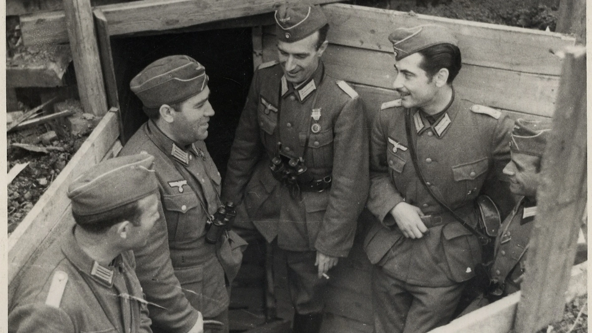 Una imagen del batallón II / 262 en la campaña de Rusia, con José Payeras Alcina, el segundo por la derecha