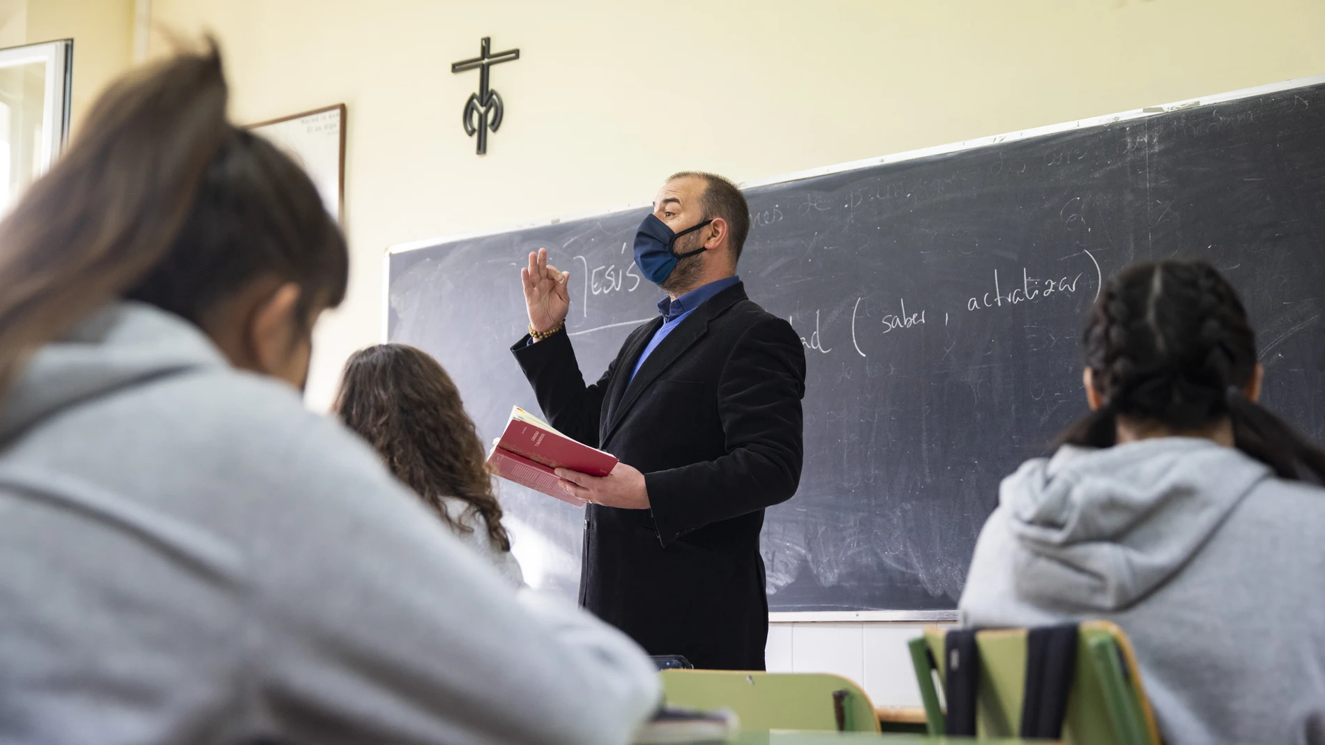 Los sindicatos denuncian "discriminación" con los profesores de Religión