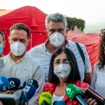 La ministra de Sanidad visita en La Palma la zona afectada por la erupción