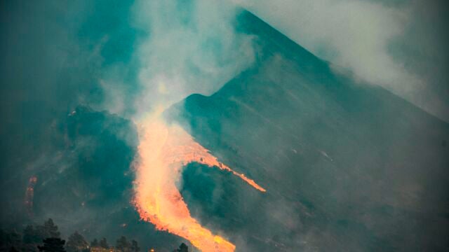 El flanco norte del volcán Cumbre Vieja se ha derrumbado hoy sábado