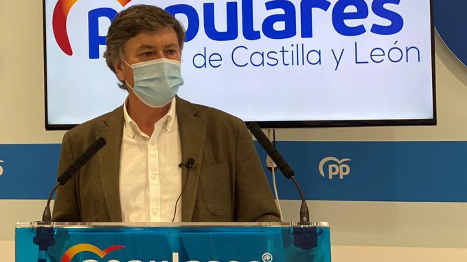 El secretario regional del PP en Castilla y León, Francisco Vázquez