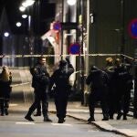La Policía noruega decidió acordonar temporalmente el lugar donde se produjo el ataque en Kongsberg